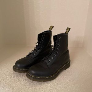 DR. MARTENS Real Smooth Leather Womens Boots